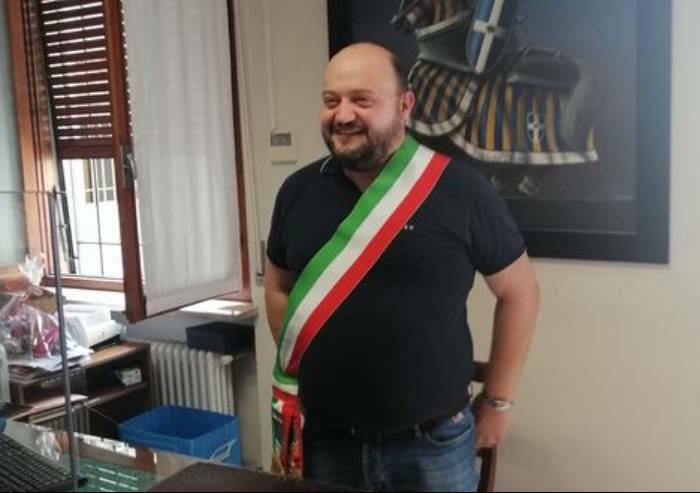 Malore improvviso: muore a 44 anni il sindaco di Soragna nel parmense
