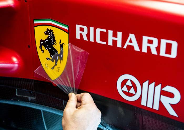 La Ferrari festeggia i 90 anni dello scudetto con il cavallino rampante