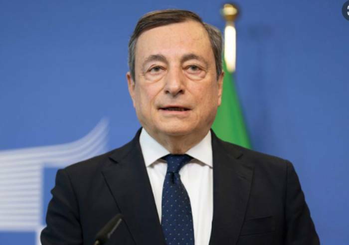 Dimissioni Draghi: Renzi lavoro per un bis. Meloni: legislatura finita