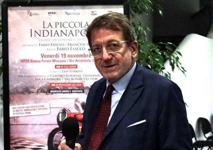 Muzzarelli firma l'appello dei sindaci: 'Draghi vada avanti'