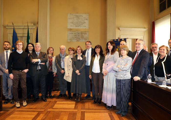 Il 25 settembre si vota: anche a Modena parte la corsa alla poltrona