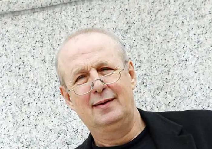 Malore improvviso sul palco: muore direttore d'orchestra internazionale