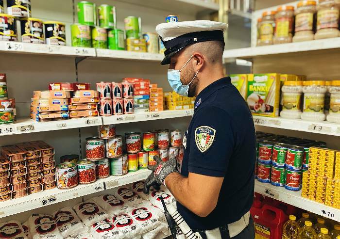 6000 euro di multe nella notte social della Polizia Locale