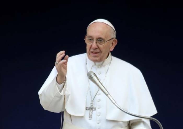 Ucraina, il Papa ora fa il Papa: 'Fermarsi e negoziare'