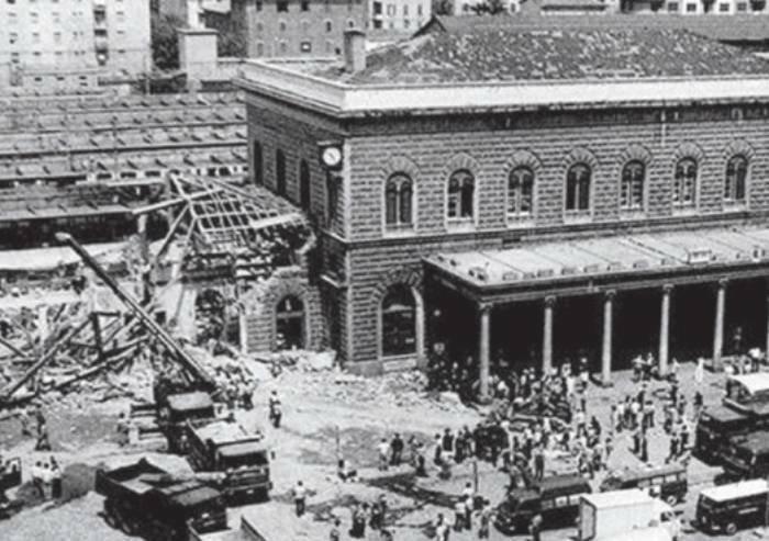 Strage di Bologna, 42 anni fa l'attentato che piegò l'Italia