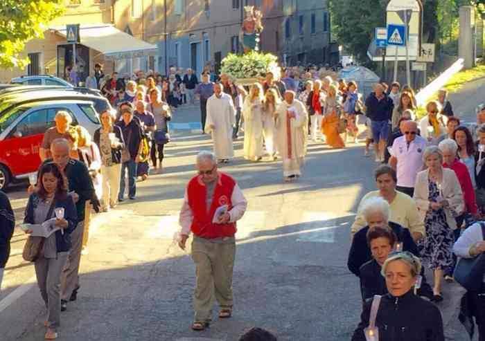 Sassuolo: a Ferragosto la Processione scalza di San Michele