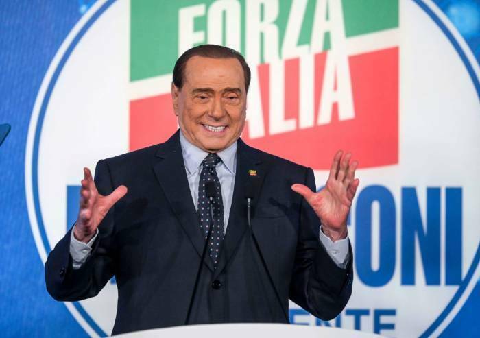 E Berlusconi 'richiama' Draghi e boccia ogni sovranismo