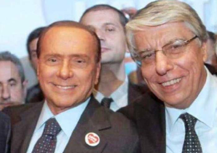 Giovanardi molla il partito di Toti e Lupi e riabbraccia Berlusconi