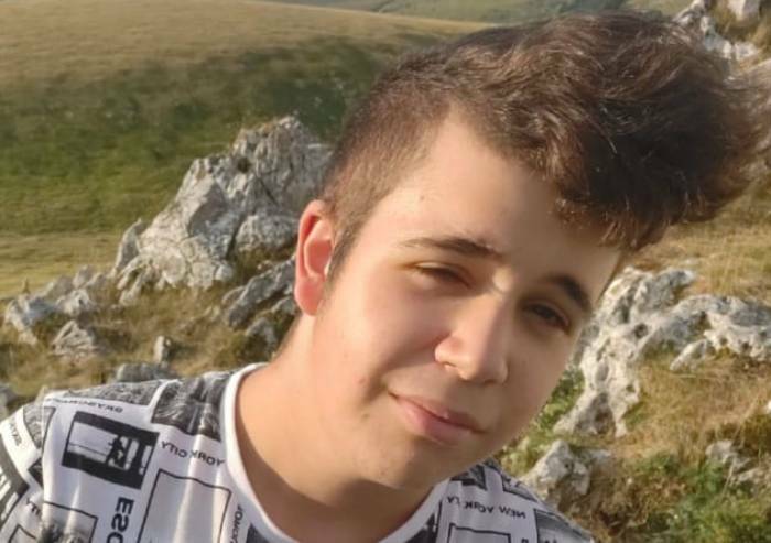 Si corica dopo pranzo e muore a 19 anni per un malore improvviso