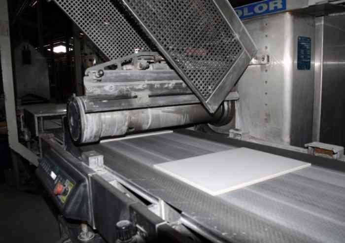 Ceramica: produzione in perdita pur di mantenere fette di mercato