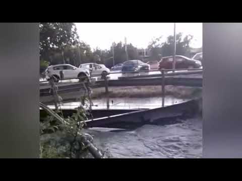 Forte nubifragio su Modena, allagamenti e caos per le strade