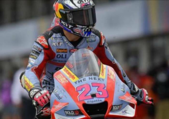 Super Bastianini vince ad Aragon, gran duello con Bagnaia, a 10 punti da Quartararo