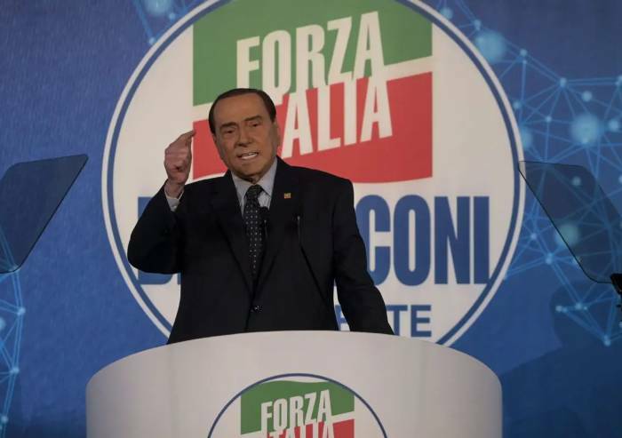 Berlusconi: 'Putin voleva mettere al posto di Zelensky persone perbene'