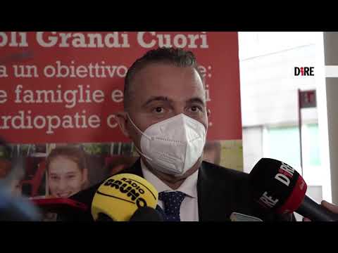 Covid, contagi saliranno: Emilia Romagna 'caldeggia' le mascherine