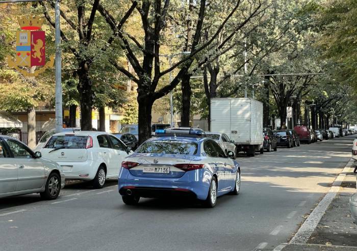 Guidava con patente falsa acquistata in internet: denunciato uno straniero