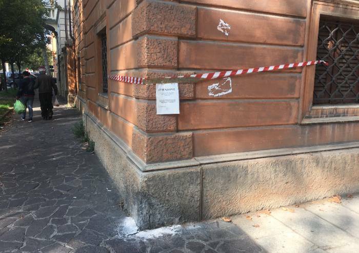 Viale Vittorio Veneto a Modena, trovata polvere sospetta: allerta per i cani