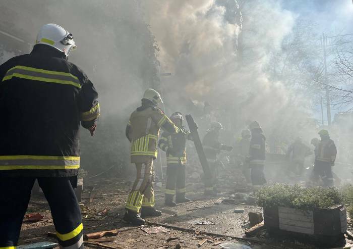 Musk: 'La Russia pur di non lasciare la Crimea userà l'atomica'