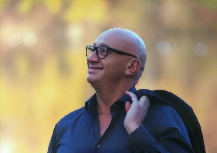 Malore improvviso, muore a 54 anni noto coach di basket