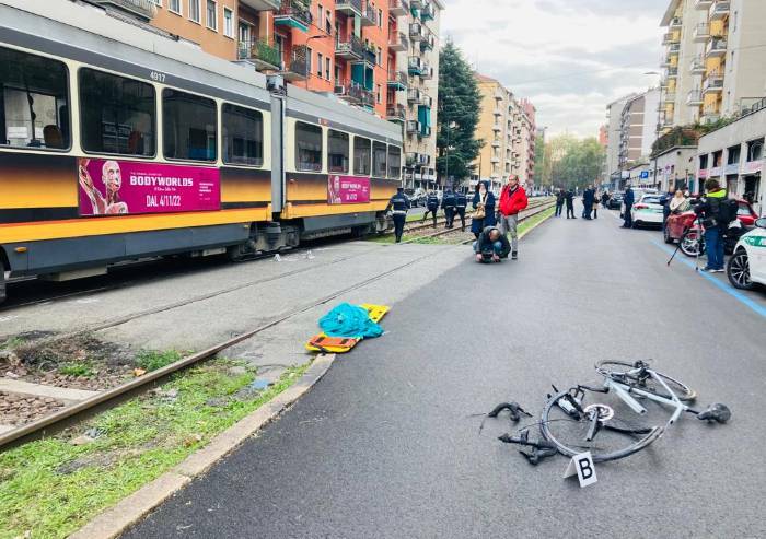 Tragedia a Milano, ragazzo di 14 anni muore investito dal tram