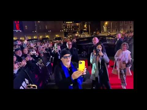 Roma, centinaia di fan per accogliere Vasco
