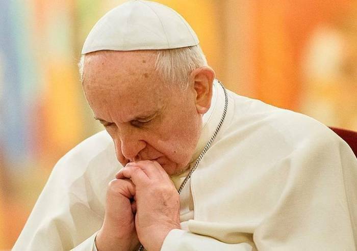 Ucraina, il Papa si commuove: 'Sulla guerra vinca la Pace'