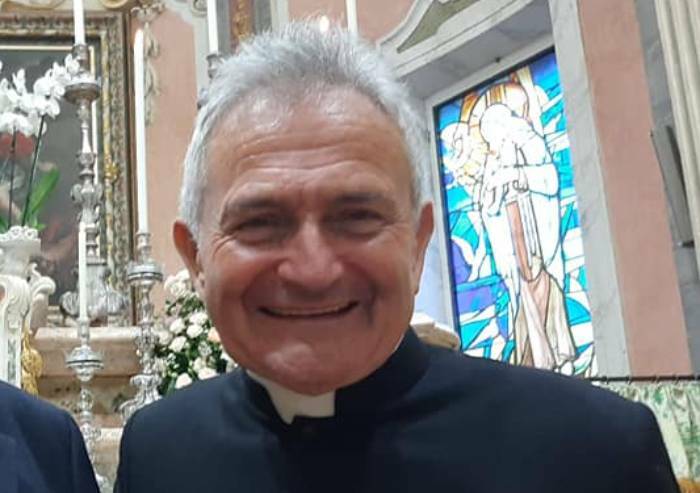 Montale festeggia don Andrea, 25 anni alla guida della parrocchia