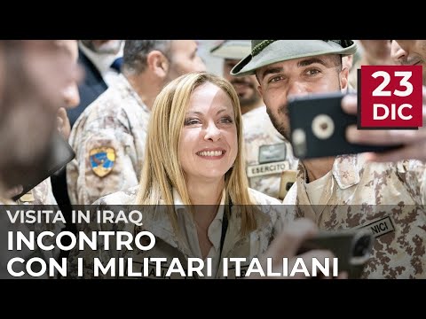 Meloni a Baghdad incontra i militari e si commuove davanti ai loro doni