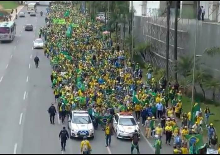 Brasile, assalto al Parlamento: centinaia di arresti