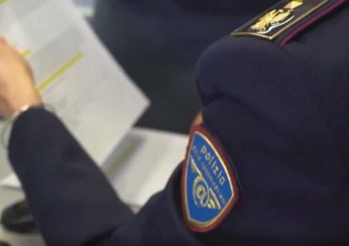 Pedopornografia, 5 arresti: tra loro un catechista e un autista scuolabus