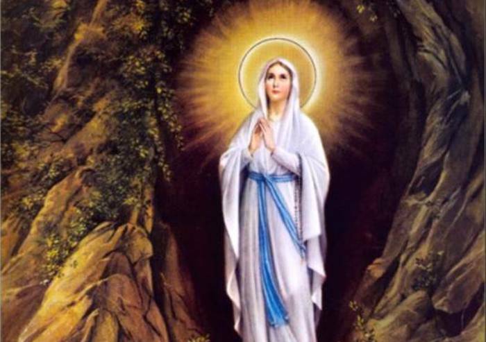 La Vergine di Lourdes e le apparizioni a Bernadette
