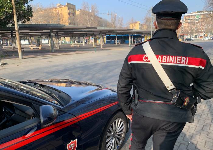 In autostazione con 17 dosi di cocaina: arrestato