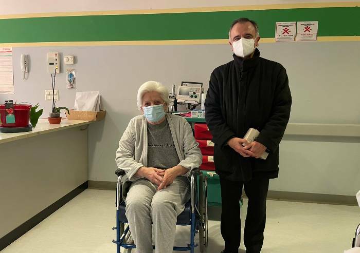 Giornata del Malato e Vergine di Lourdes: visita del vescovo in ospedale