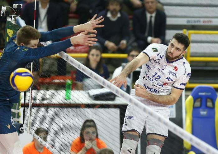 Volley, Modena perde a Verona dopo 5 set infuocati