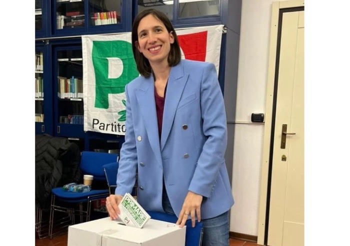 Primarie Pd: Schlein contro Bonaccini. Oggi si decide