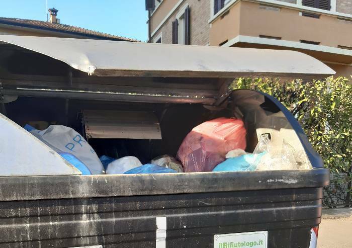 Gestione rifiuti Modena, clima di frustrazione