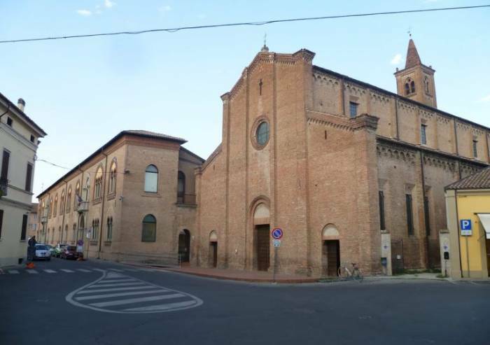 'Mirandola, la Chiesa di San Francesco sia restituita così come era'