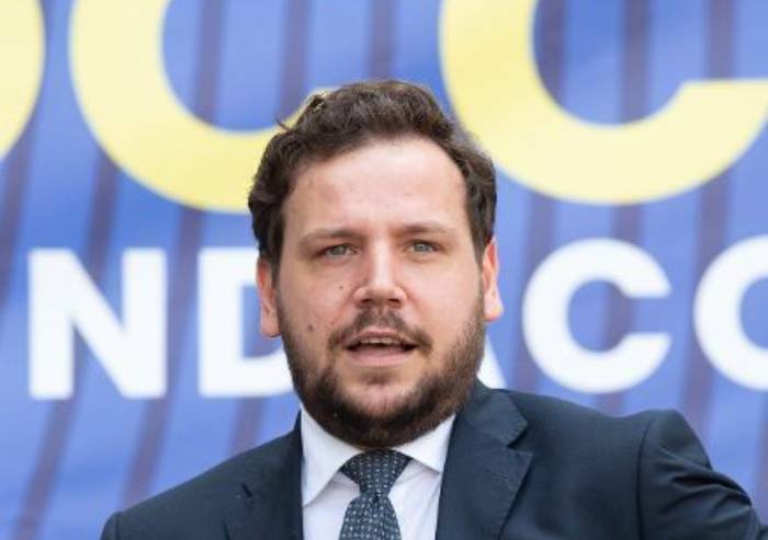 'Migranti, da Muzzarelli l'arroganza del due pesi e due misure'