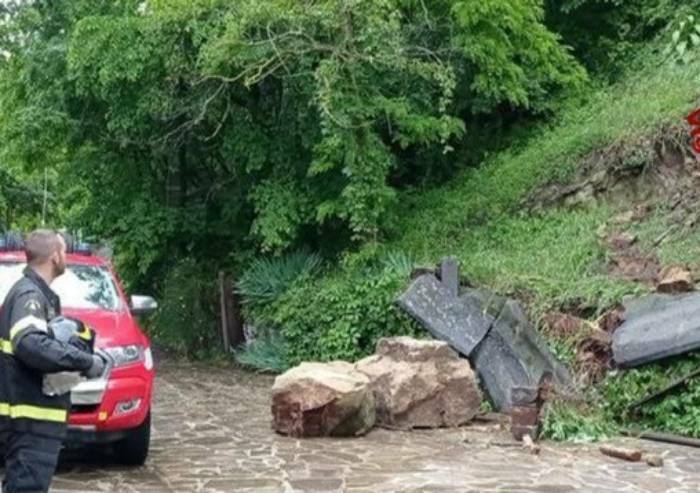Frana a Serramazzoni, tre case evacuate