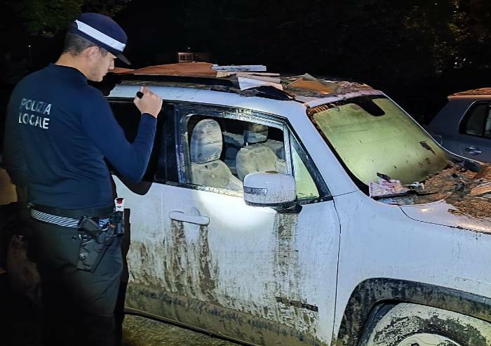 Alluvione in Romagna, polizia locale modenese al lavoro anche contro gli sciacalli
