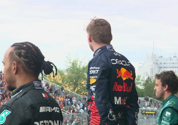 F1, Verstappen vince ed entra nella storia. Ferrari quarta e quinta