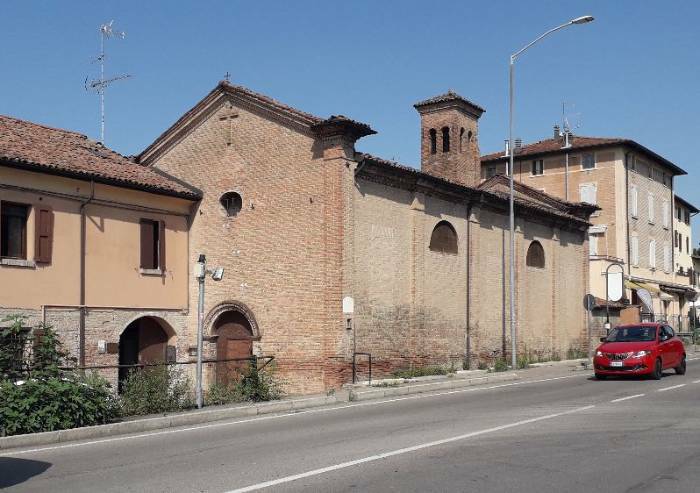 'Modena, chiesa di San Lazzaro: il Comune la restituisca alla città'