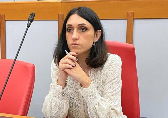 Emilia Romagna, aumentato del 20% lo stipendio del presidente Corecom