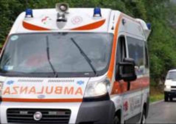 Castelfranco: scontro tra due auto, donna grave