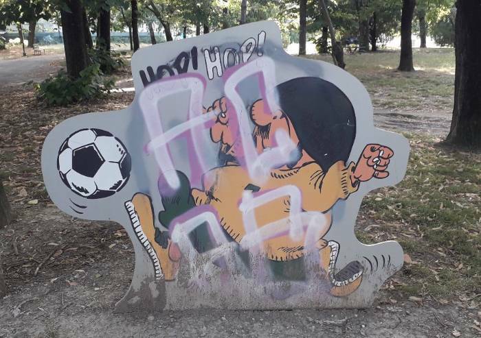 'Bonvi Parken in uno stato pietoso, Comune Modena dimentica l'artista'
