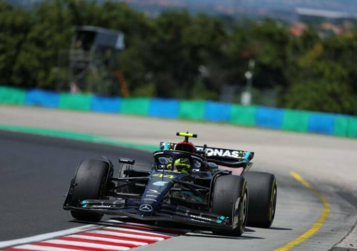 Hamilton torna in pole in Ungheria, Ferrari anonime
