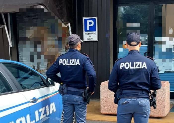 Modena, tentano furto in farmacia: allontanati due stranieri irregolari