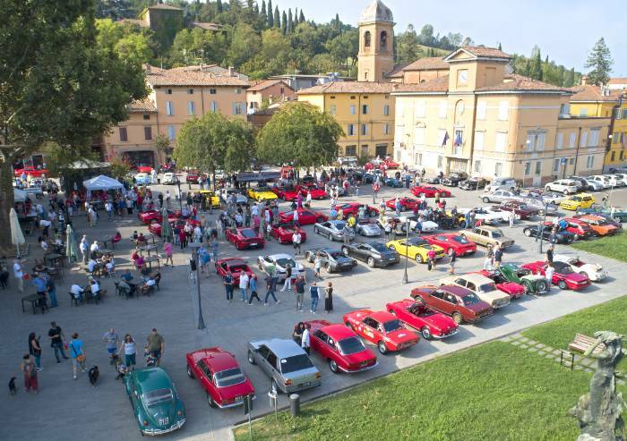 Fiorano, torna l'annuale raduno di auto storiche