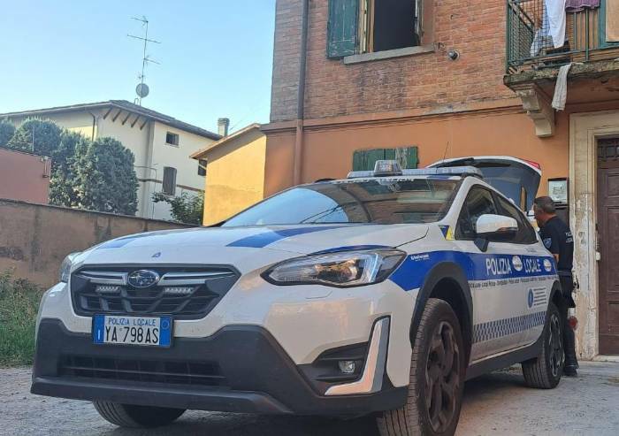 Modena, affitta illegalmente la palazzina del figlio: denunciato