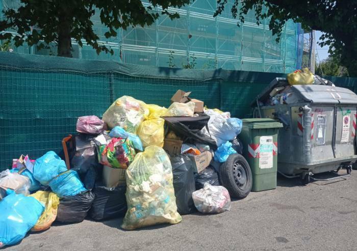 Rifiuti, i giovani Pd: 'La destra specula per fini elettorali'