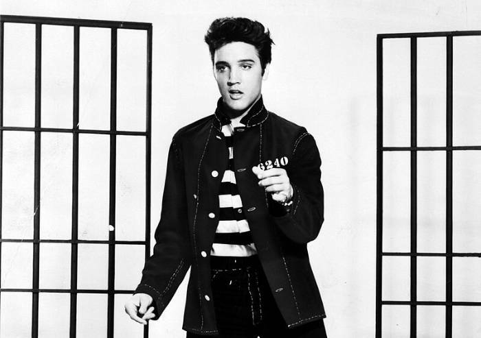 Elvis appare per la prima volta al The Ed Sullivan Show: 9 settembre